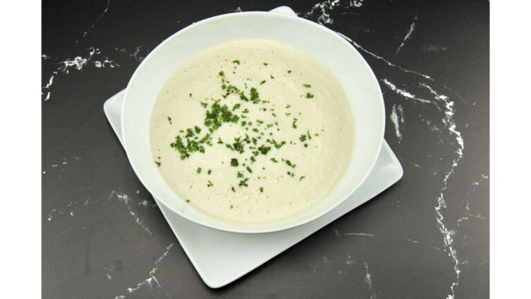 Creamy Cauliflower and Sunchoke Soup