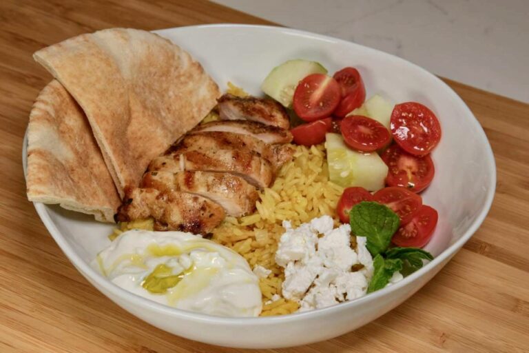 Shawarma Chicken with Garlic-Yogurt Sauce