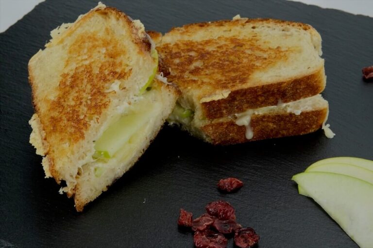 Apple Melt with Comté and Boursin