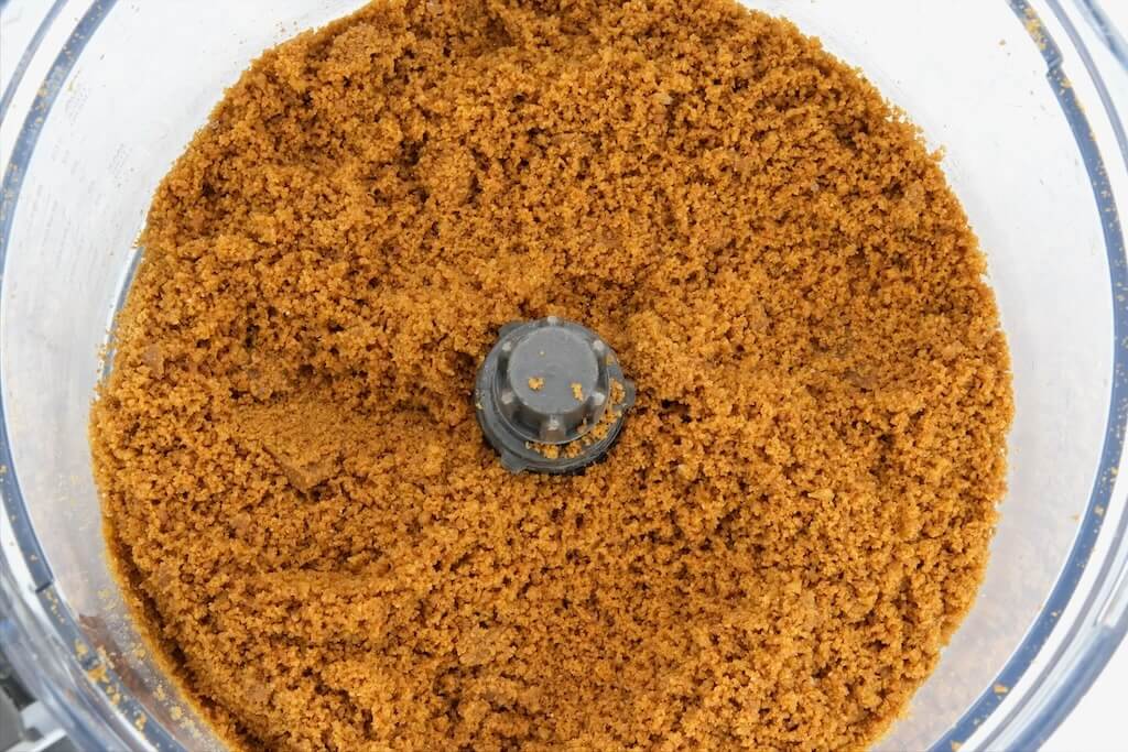 gingersnap crumbs for the crust of Butterscotch Pie