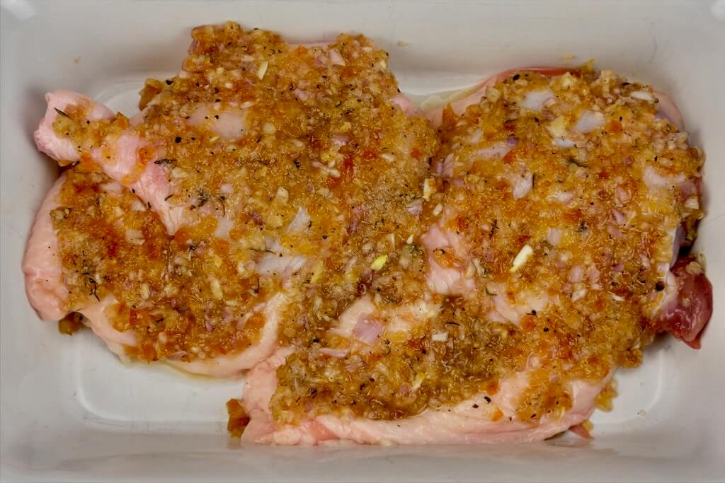 prepared raw duck with rub