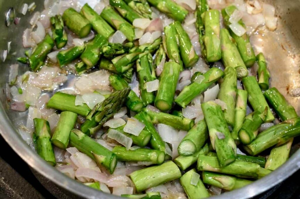 spring pea and asparagus soup
