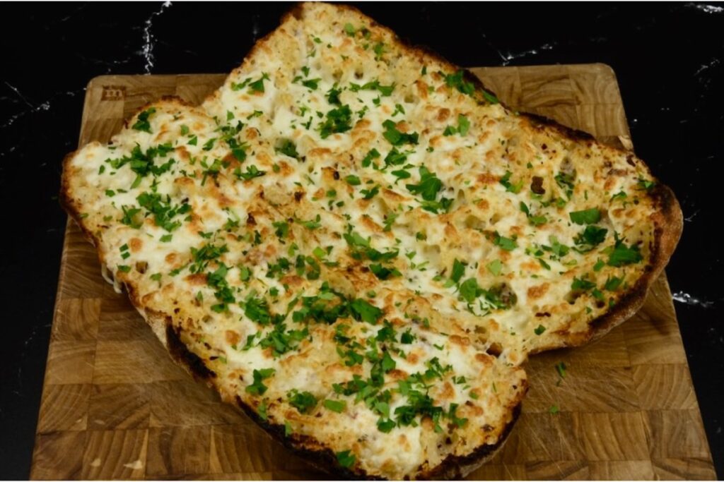shallot garlic cheese bread