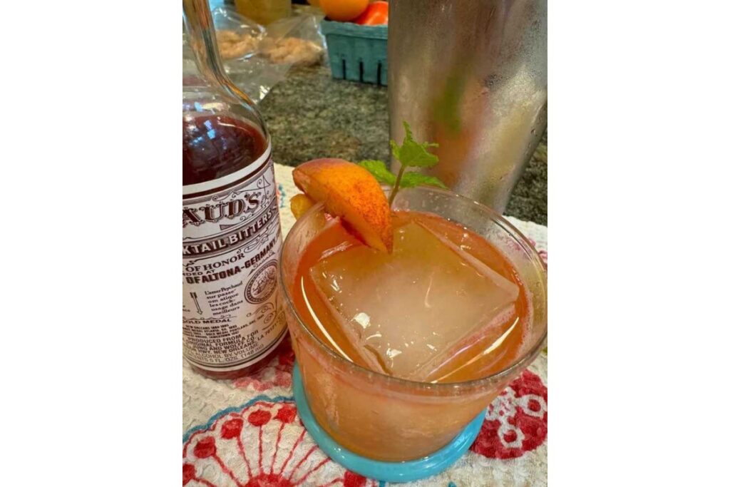 Peach Cocktail: Endless Summer