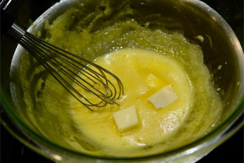 Asparagus with hollandaise sauce: how to make hollandaise sauce