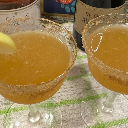 apple and honey cocktail for Rosh Hashanah