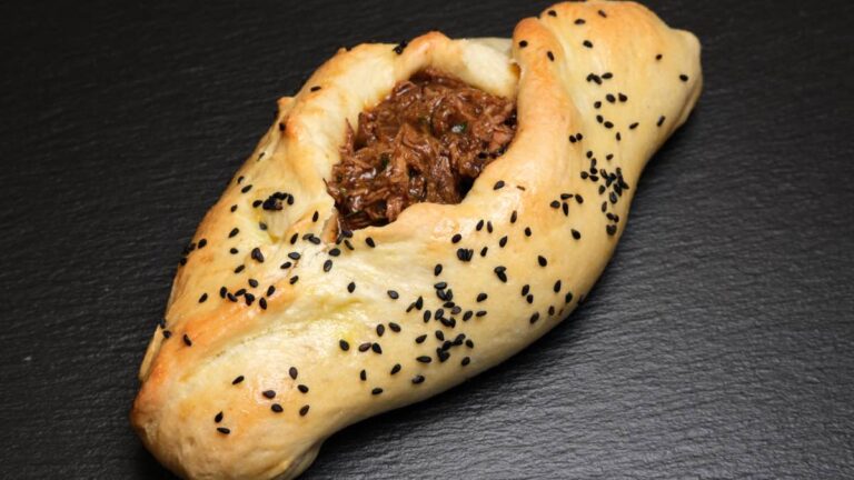 freshly baked shamburak