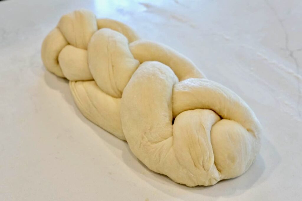 how to braid four-strand challah bread