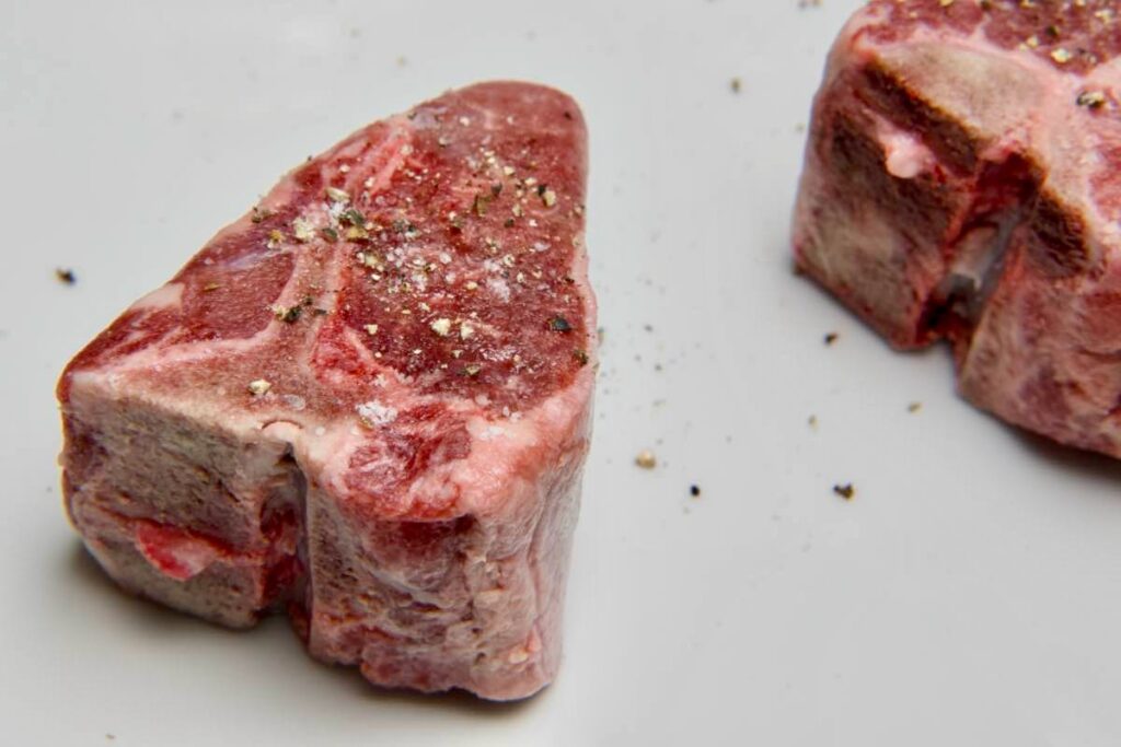Juicy homemade lamb chops