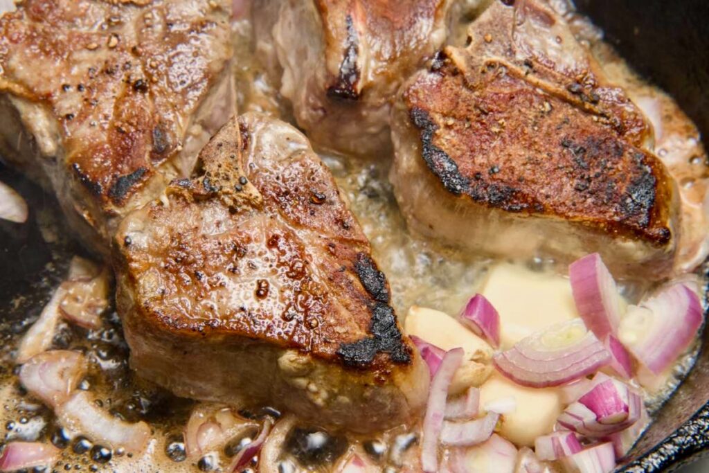 Juicy homemade lamb chops
